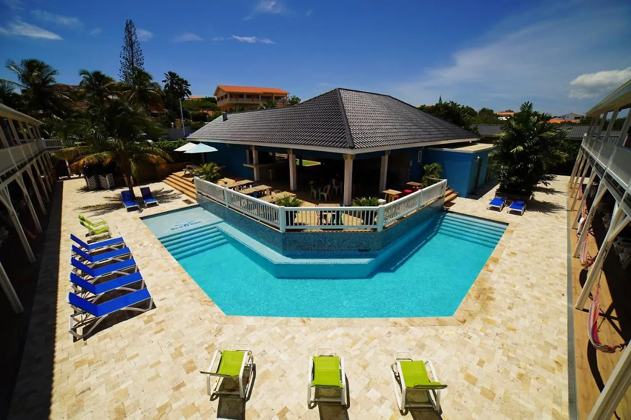 Bed & Bike Curacao - Jan Thiel Hostel Βίλλεμσταντ